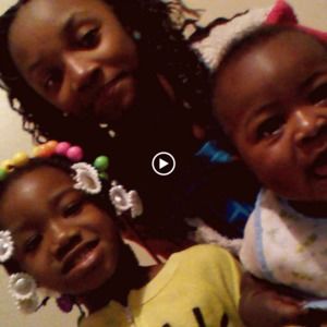 Meet your Posher, Deedee